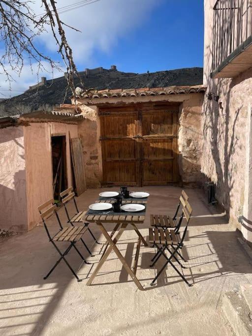 Вілла Acogedora Casa Con Patio-Parking Альбаррасін Екстер'єр фото